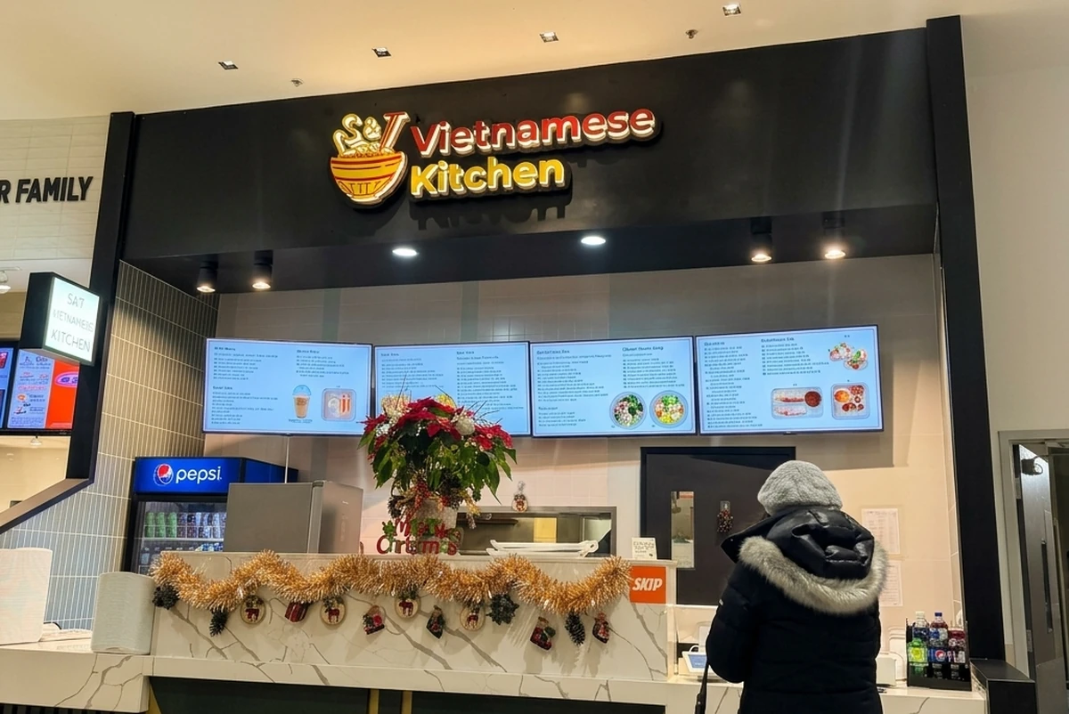 S&T Vietnamese Kitchen at Southcentre Mall, Calgary - Vietnamese food near Fairview